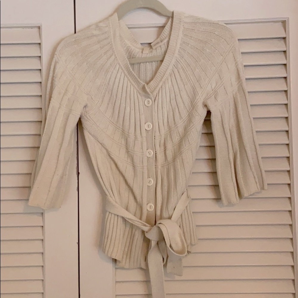 White button sweater belt sz small by moth